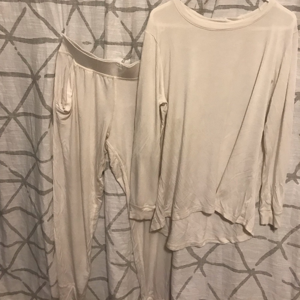 Plain Jane: small plain white long sleeve pj set